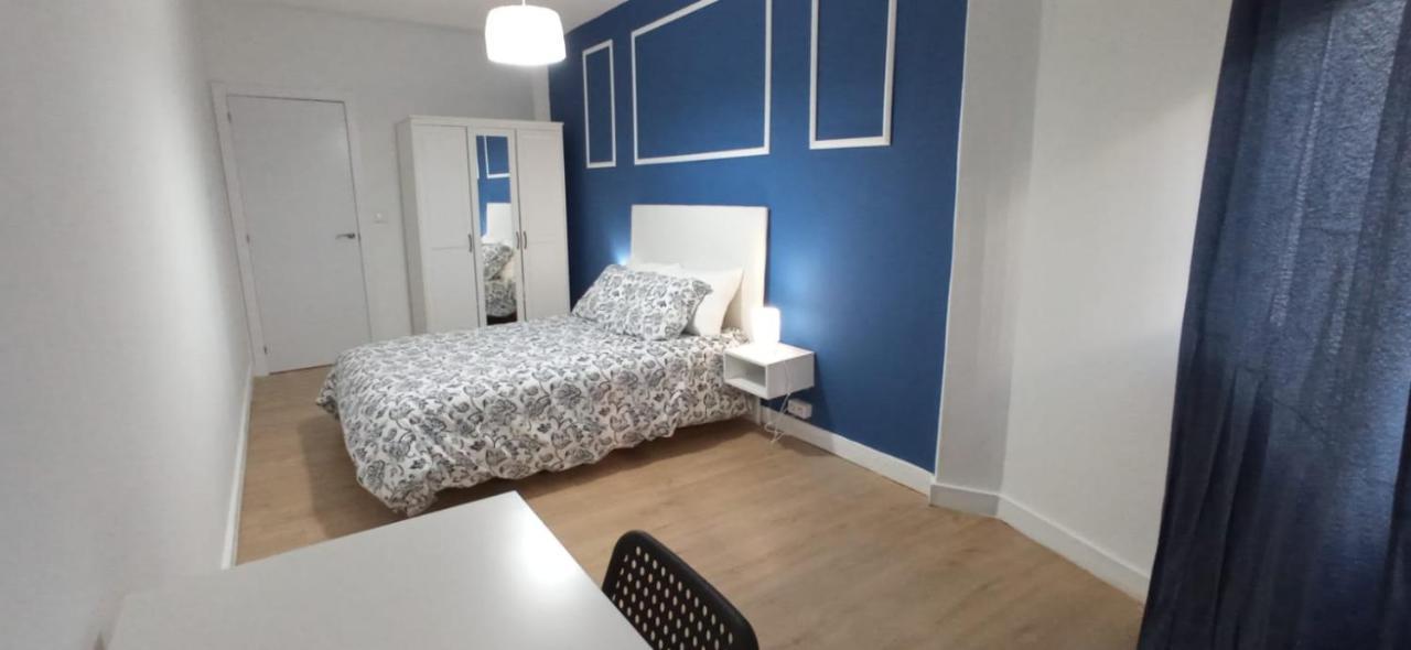Apartament Recien Reformado En El Centro De Vilagarcia De Arousa. *